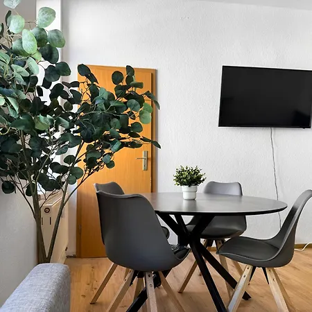 Appartamento Praktische & Helle In *